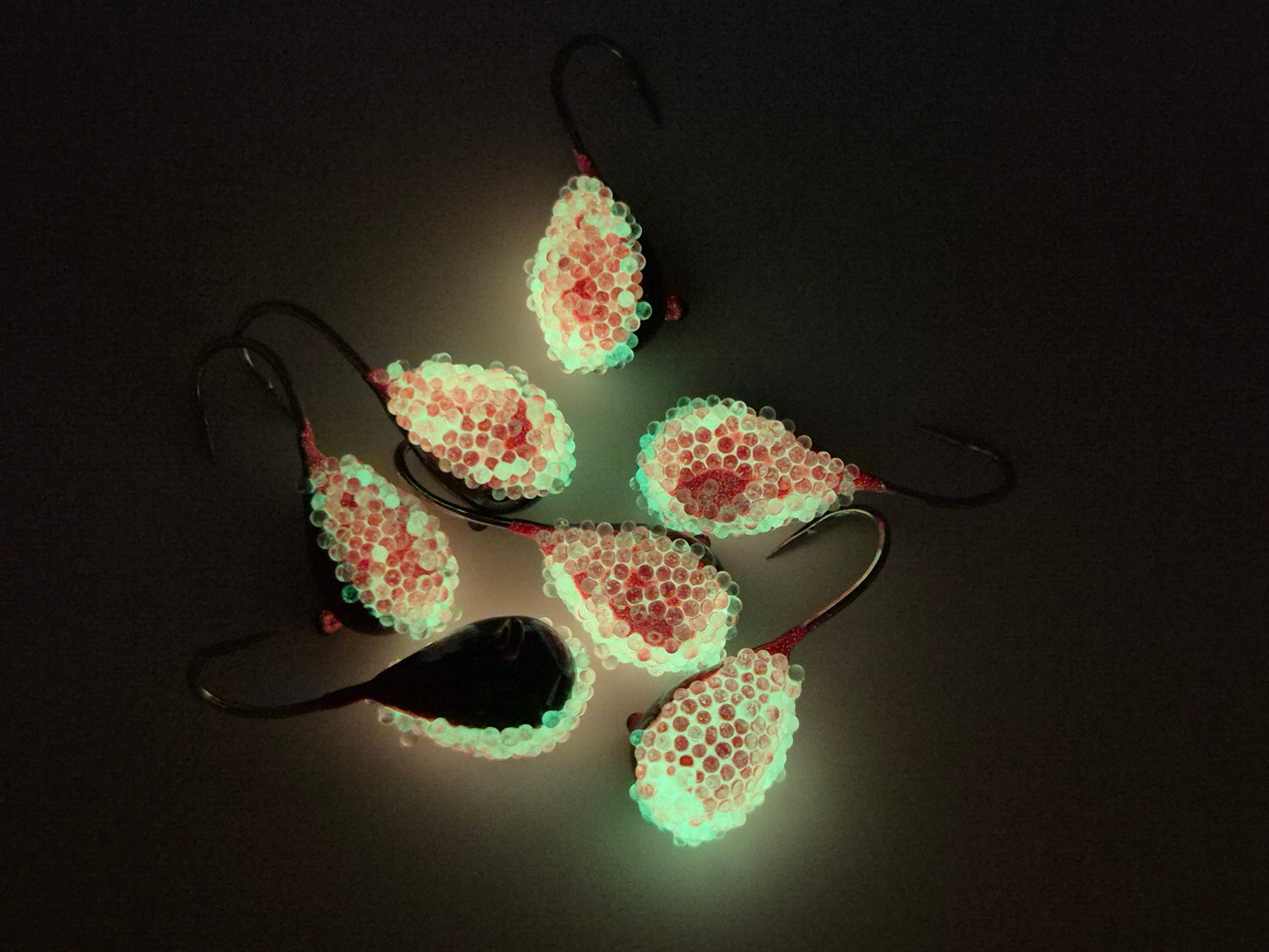 Hälsingemyska Röd kaviar GLOW vy från ovan