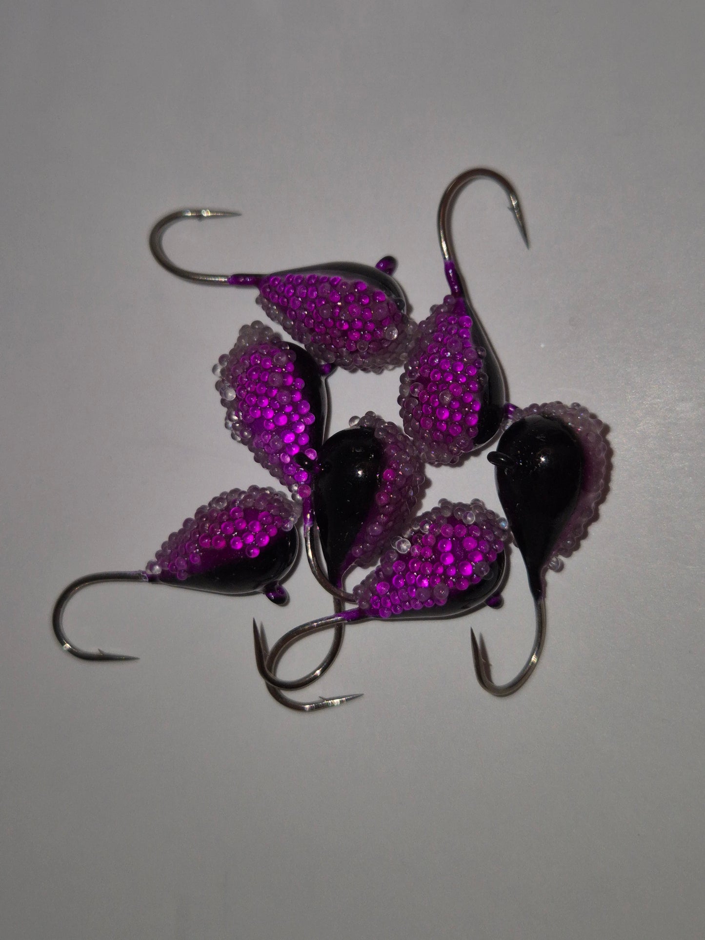 Hälsingemyskan Lila/svart Kaviar GLOW